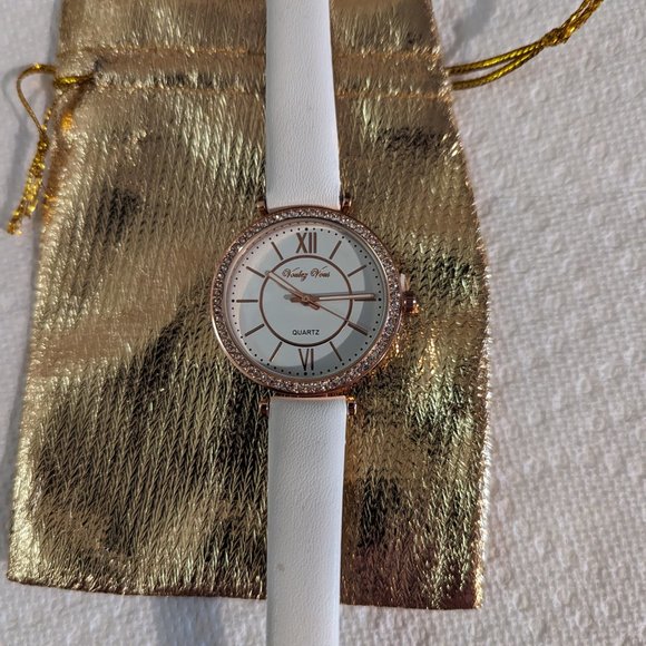 VOULEZ VOUS Womens Stainless Steel - Quartz Movement Pearl White Designer Watch - Picture 2 of 4